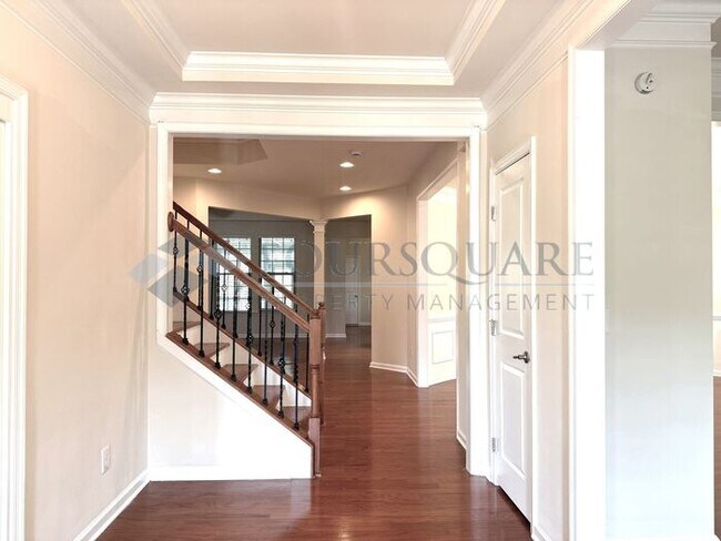 Building Photo - Beautiful 4-Bedroom Home Screened Porch & Bonus Room – Minutes from RTP, Shopping & Dining , Comm...