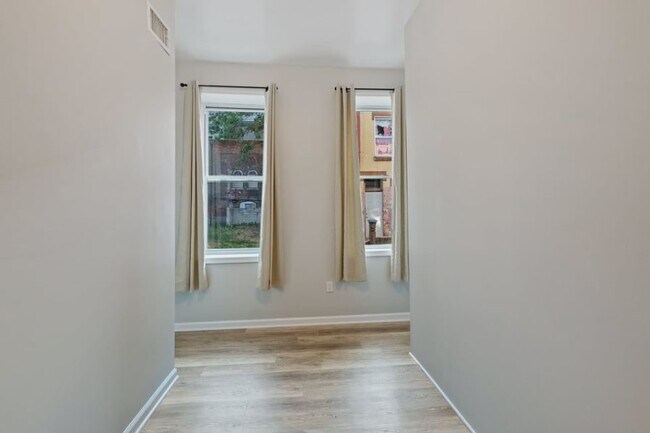 Building Photo - 2356 N Colorado St