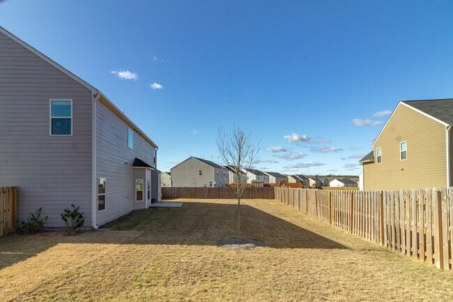 Building Photo - 4702 Southwind Rd