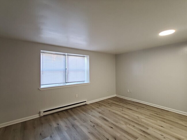 Building Photo - 4891 Stenton Ave