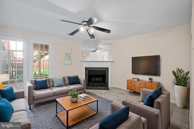 Building Photo - 14111 Autumn Cir
