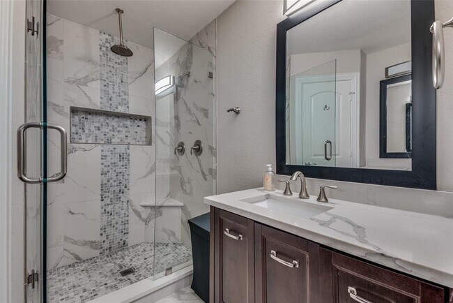 Building Photo - 14027 Brookgreen Dr