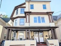 Building Photo - 133 Poplar St