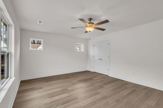 Building Photo - 1718 Lateglow Wy