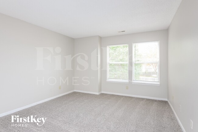 Building Photo - 1319 Freemont Ln