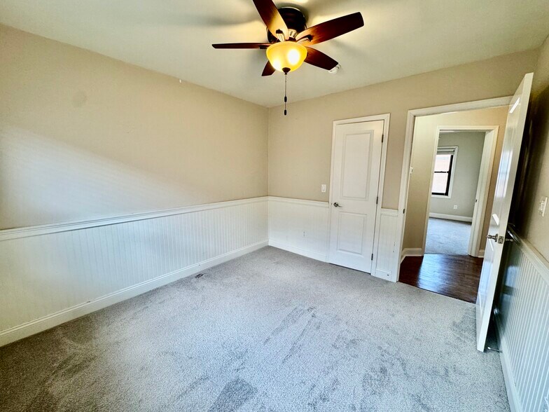 Building Photo - 4540 Jarboe St