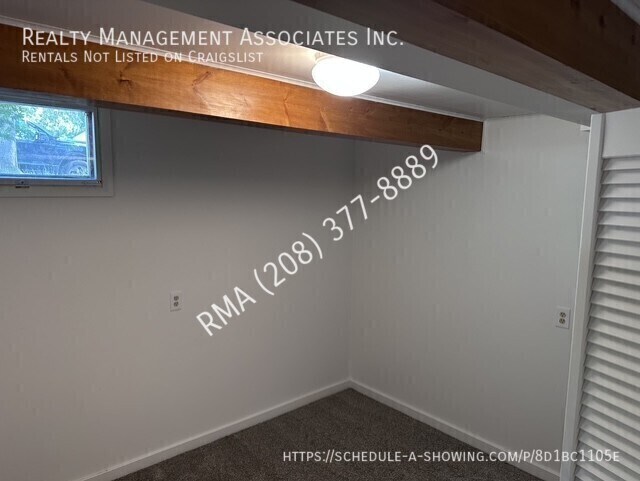 Building Photo - 2111 N 21st St