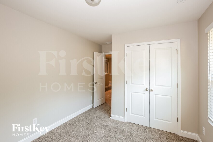 Building Photo - 9507 Blue Knoll Ct