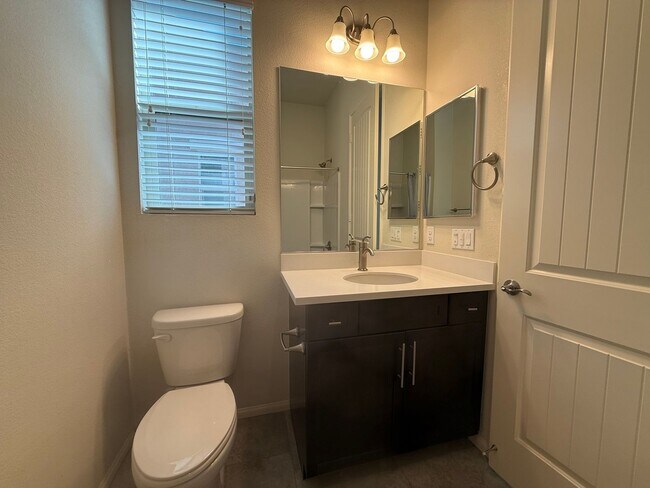 Building Photo - Dell Webb Home at Sun City ,3 Bedrooms, 3 Bathrooms, On Golf Course
