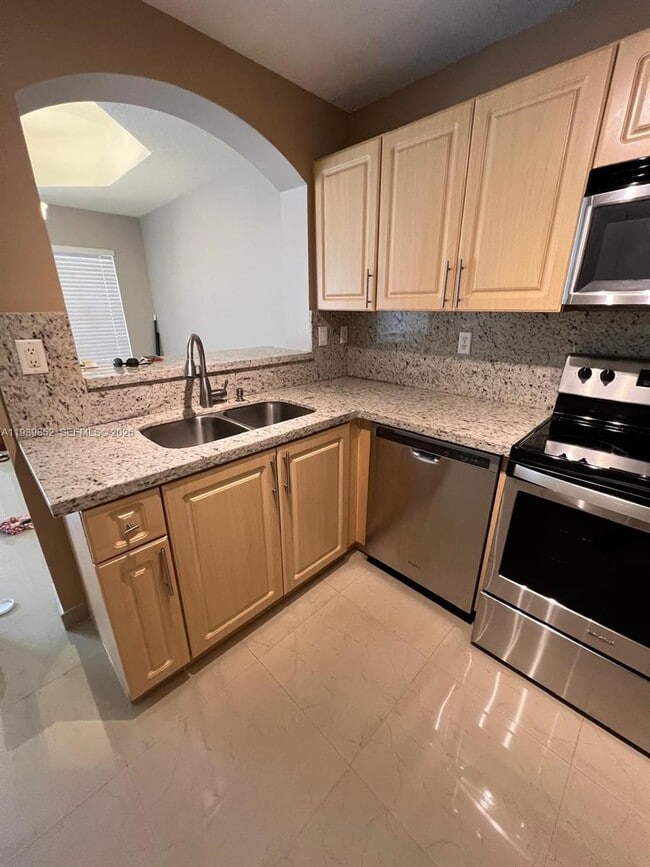 Building Photo - 721 SW 107th Ave