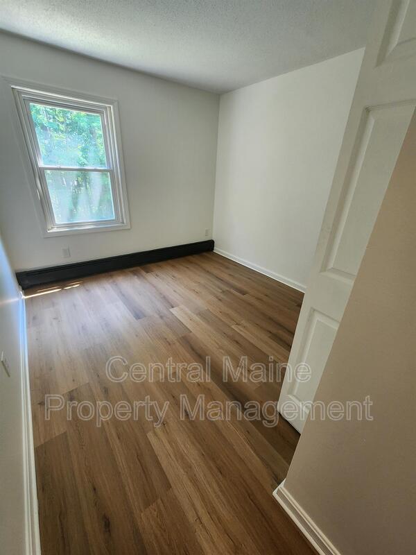 Building Photo - 37 Northern Avenue Heights