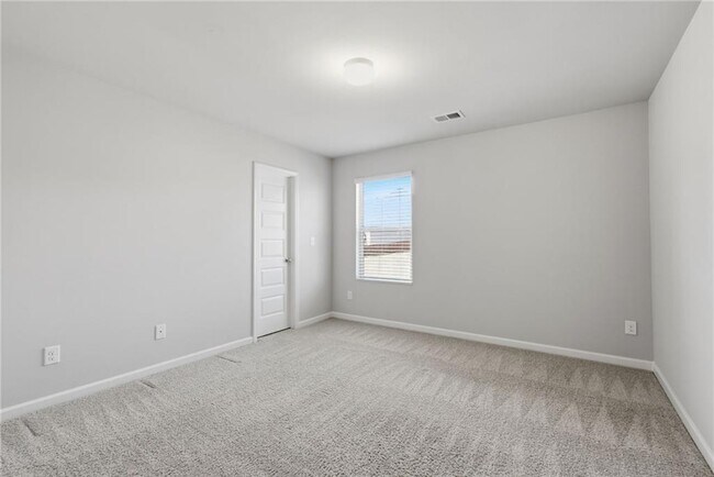 Building Photo - 3237 Cedar Crest Way