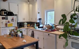 Building Photo - 10 High St