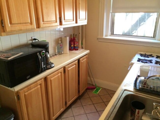 Building Photo - 2 bedroom in Boston MA 02215