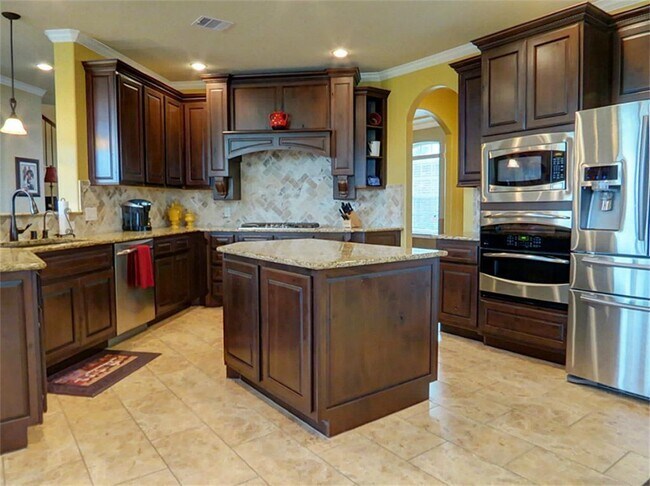 Building Photo - 28534 Hunters Shore Dr