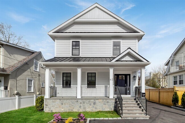 Primary Photo - 62 Cedar Pl