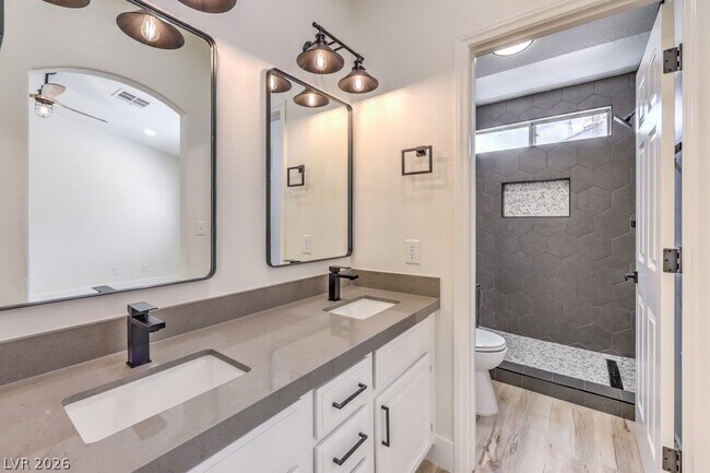 Building Photo - 1712 Pinion Mesa Ct