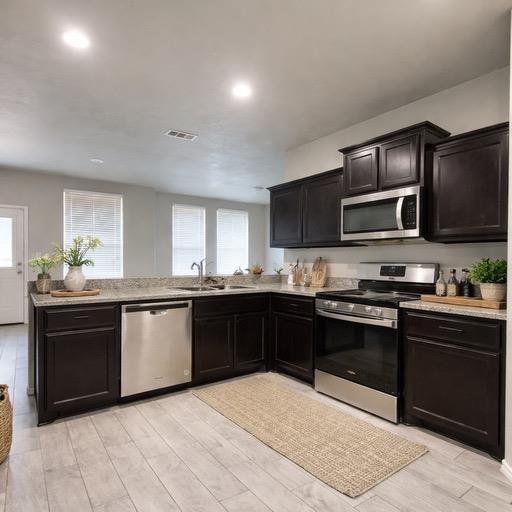 Building Photo - 1805 Ebbets Dr