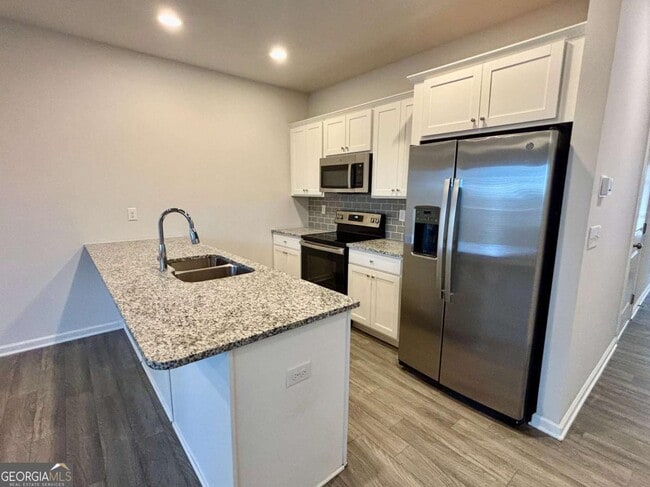 Building Photo - 2809 Ridgeview Dr