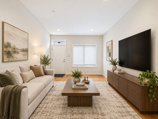 Building Photo - 2605 Ellsworth St