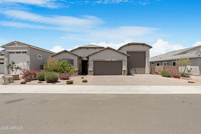 Building Photo - 20132 W Catalina Dr