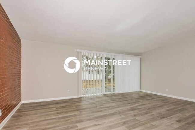 Building Photo - 3 Bedroom Pet-Friendly Home in St. Louis, ...