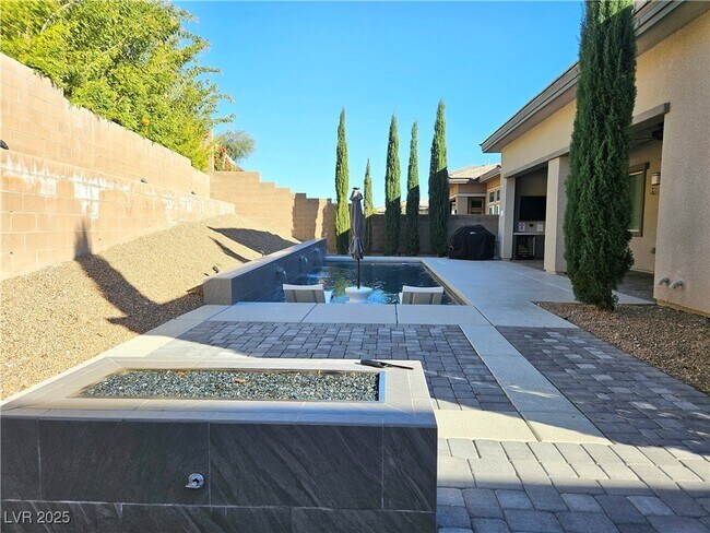 Building Photo - 12374 Skyracer Dr