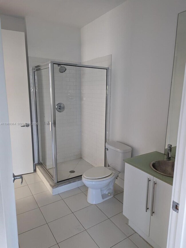 Building Photo - 1789 NE Miami Gardens Dr