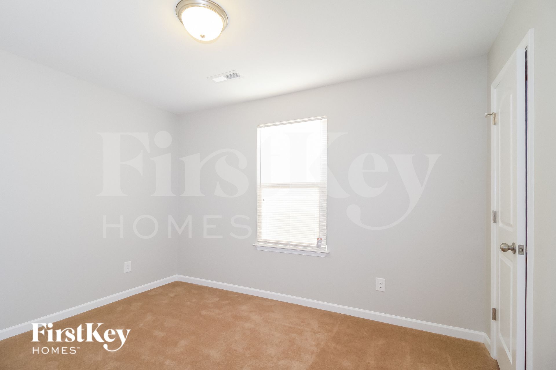Building Photo - 4360 Oak Pointe Dr