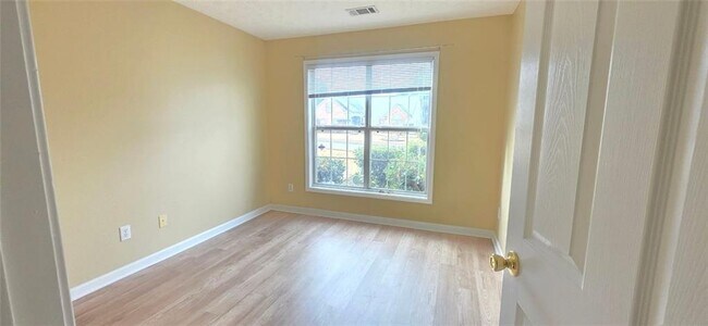 Building Photo - 2145 Prospect Mill Pl NE