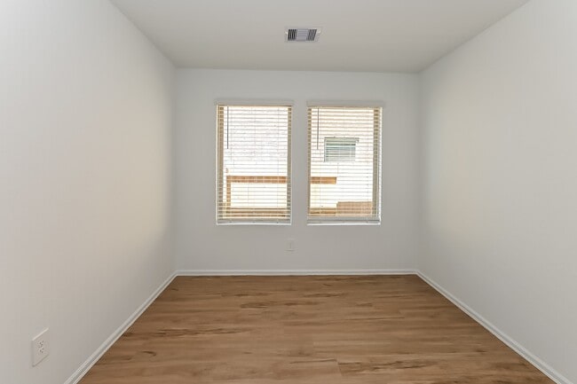 Building Photo - 24215 Becker Hollow Ln
