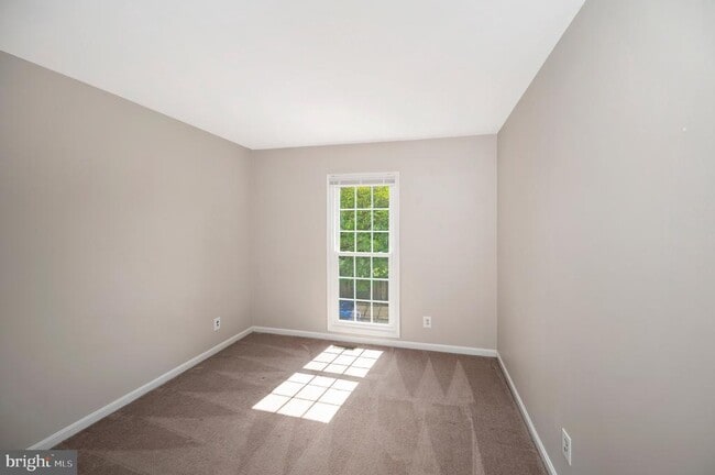 Building Photo - 17 Banbury Ct
