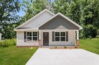 Building Photo - 1702 N Clay St