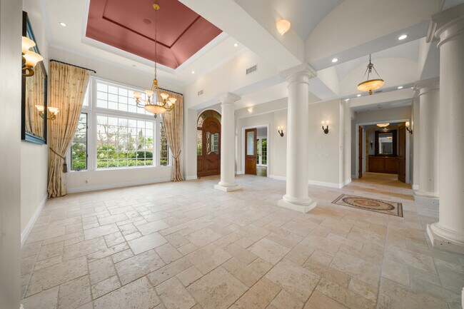 Building Photo - 3243 Calle De Debesa