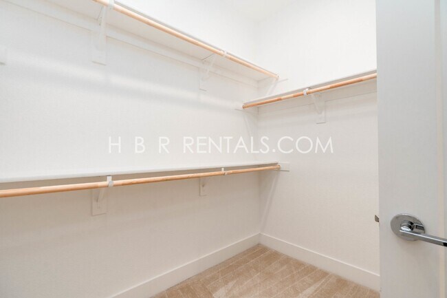 Building Photo - Charming 3-Bedroom Retreat on Barker Street with Spacious Living in Mountain House!