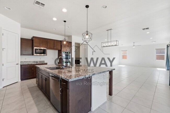 Building Photo - 9960 E Seismic Ave