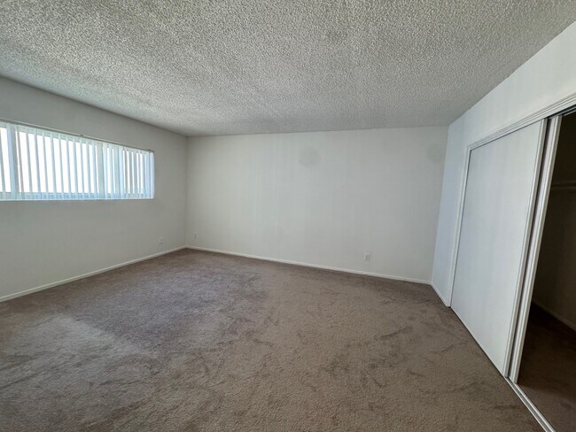 Building Photo - 3733 Delmas Ter