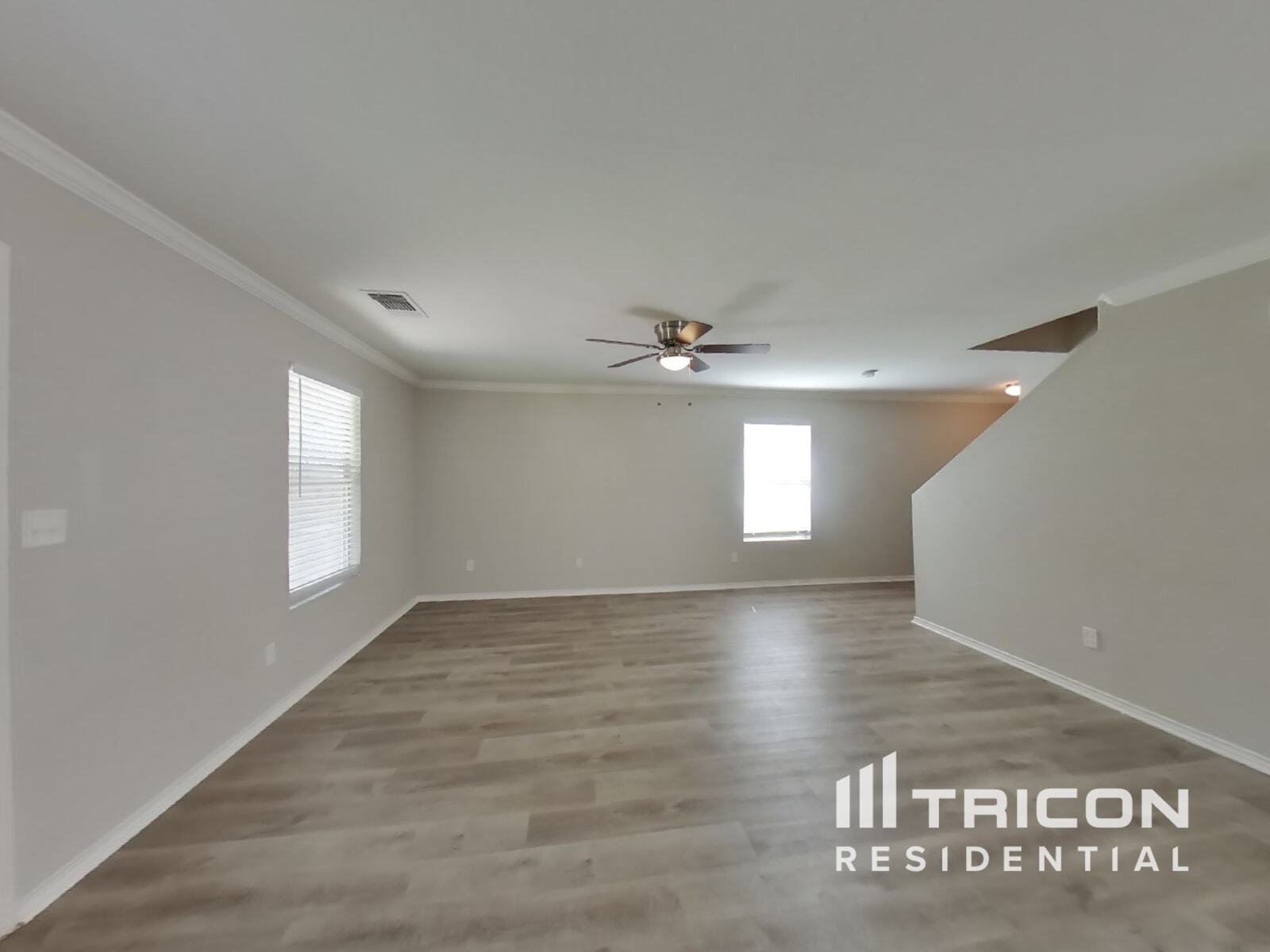 Building Photo - 9122 Silver Vista