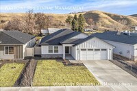 Building Photo - 8712 W Eminence Dr