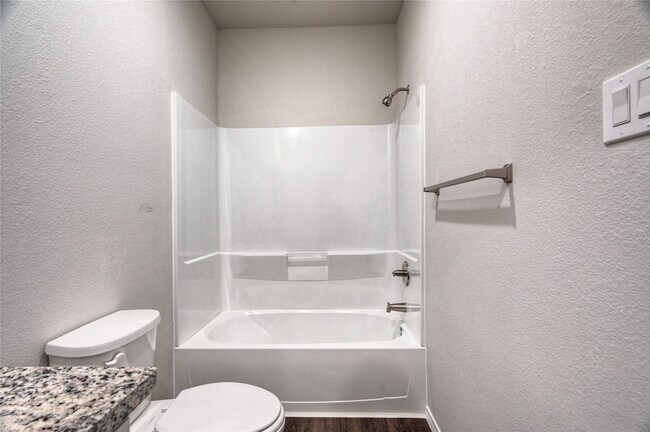 Building Photo - 11779 White Cedar St