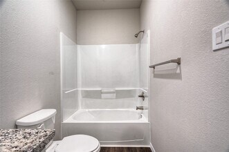 Building Photo - 11779 White Cedar St