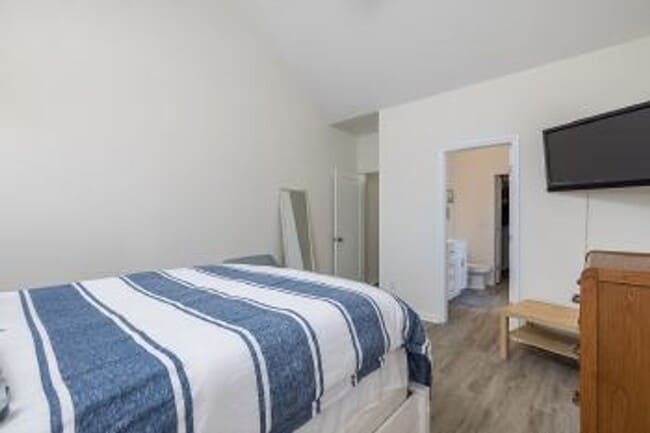 Building Photo - Creekside at Aragona Village