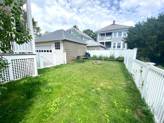 Building Photo - 8 Kahler Ave