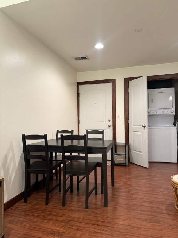 Building Photo - 400 Inglewood Blvd