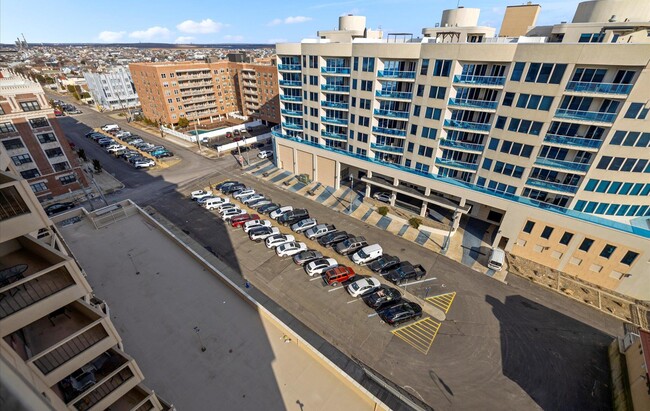 Building Photo - 360 shore Rd
