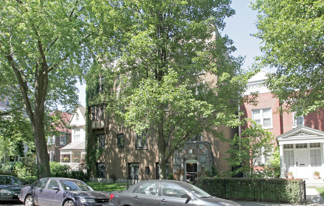 Primary Photo - Ivy at Sylvan