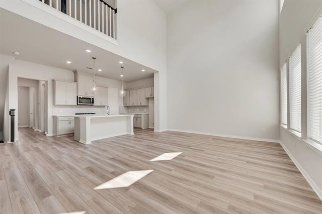 Building Photo - 4221 Willow Pond Dr