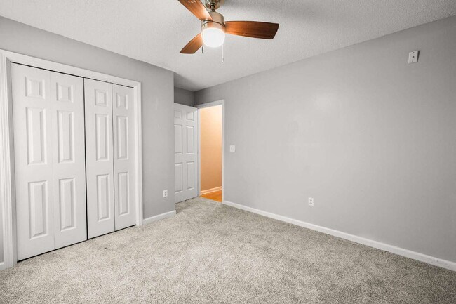 Building Photo - Charming All-Brick Home with Garage & Covered Patio!