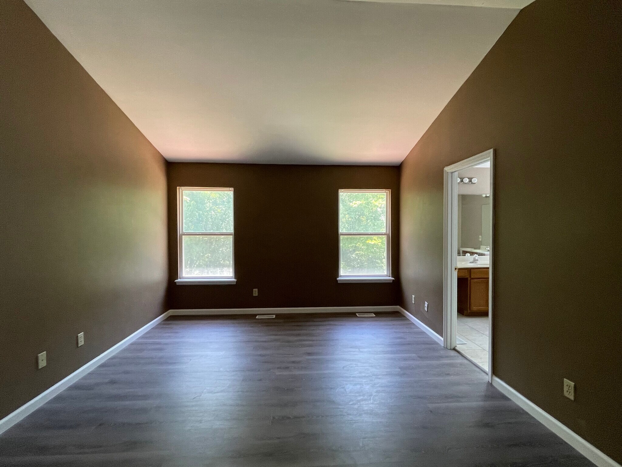 Building Photo - 636 Canary Estates Dr