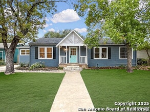 Building Photo - 127 Larchmont Dr